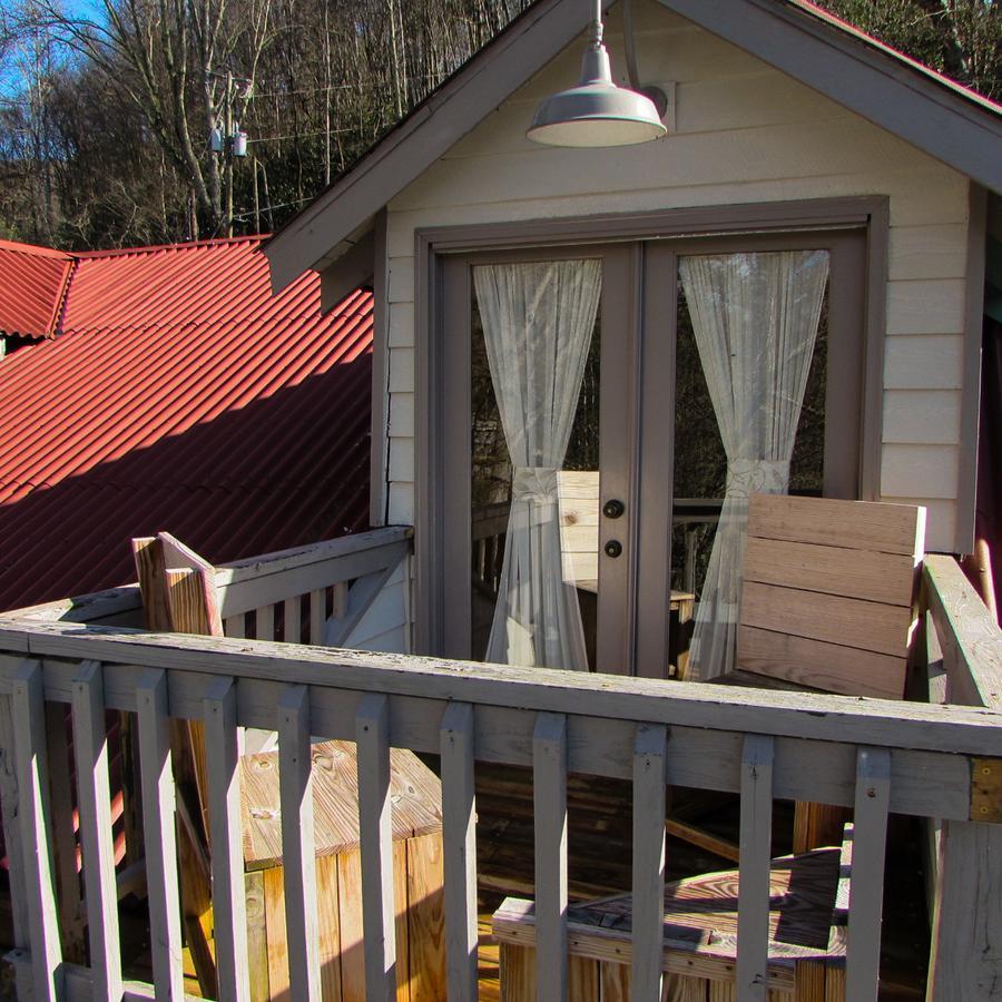 Red Leaf River Inn Waynesville Dış mekan fotoğraf